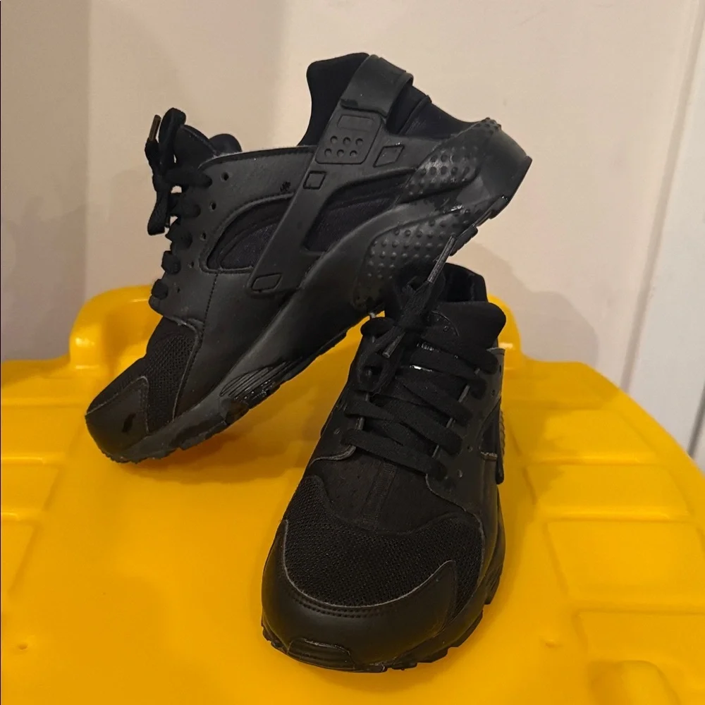 Nike Air Huarache Run - 7Y - Picture 2 of 6